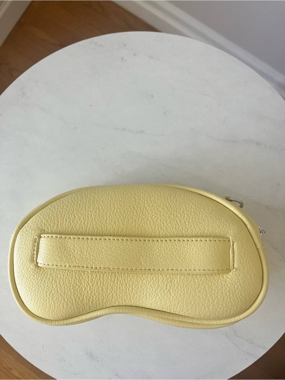 Pixie Mood Butter Yellow Pebbled Crossbody Bean Bag - Picture 4 of 6